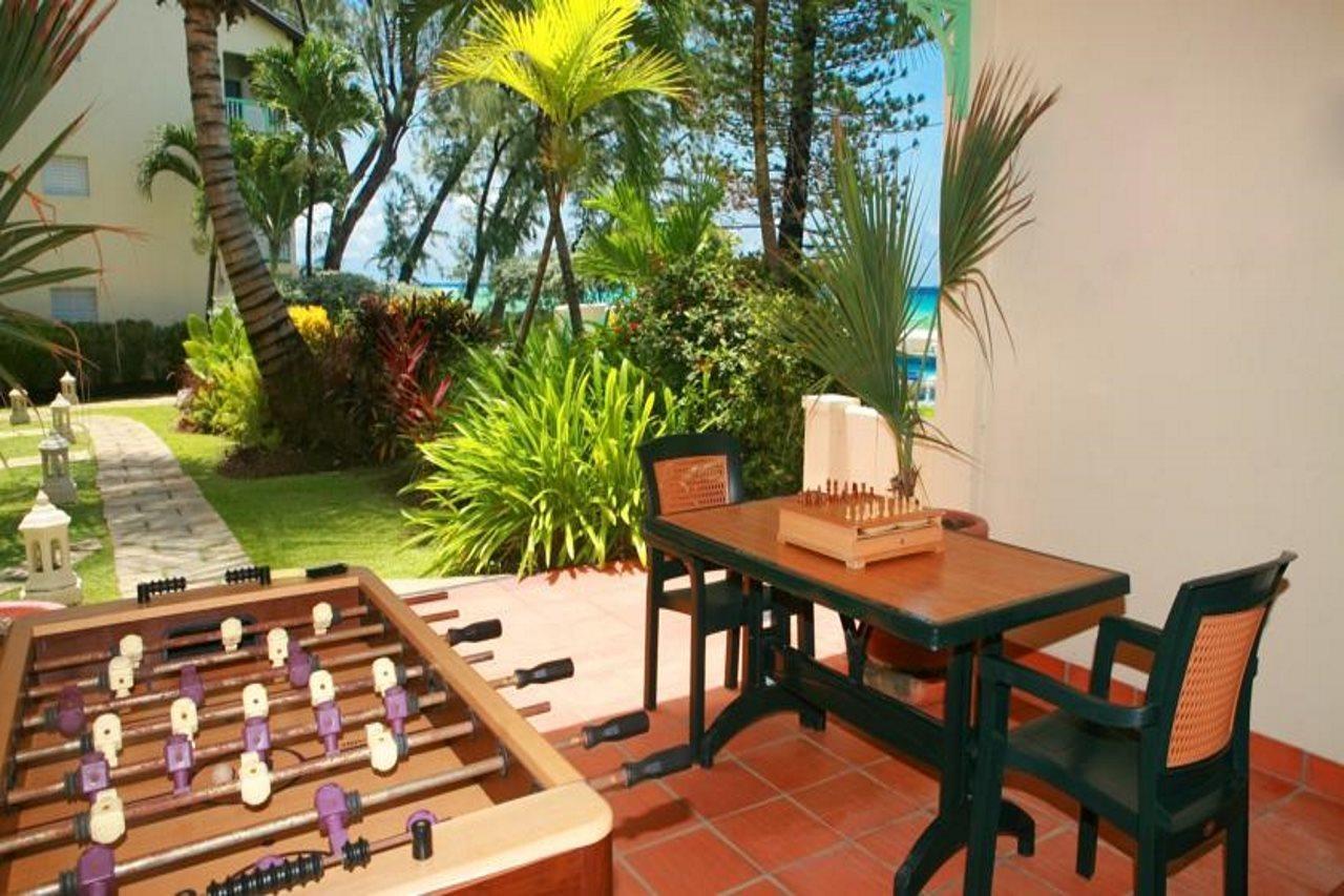 Coral Mist Beach Hotel Bridgetown Exterior foto
