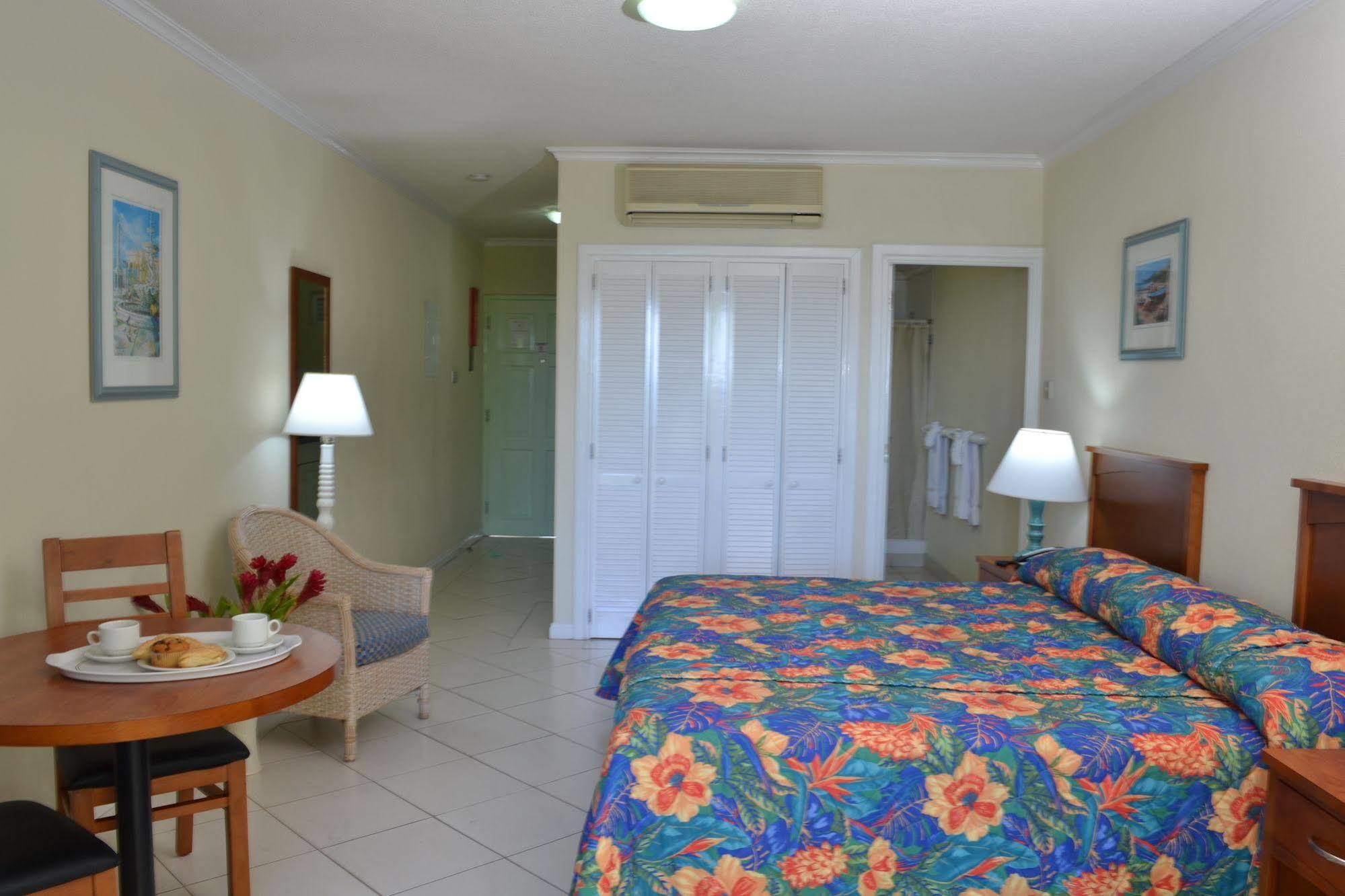 Coral Mist Beach Hotel Bridgetown Exterior foto